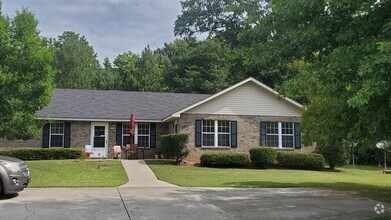 Building Photo - 1152 Micha Way