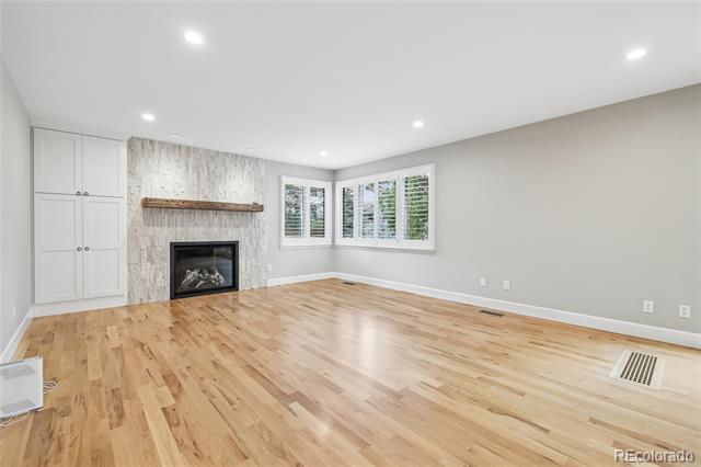 Building Photo - 5940 S Cimarron Way