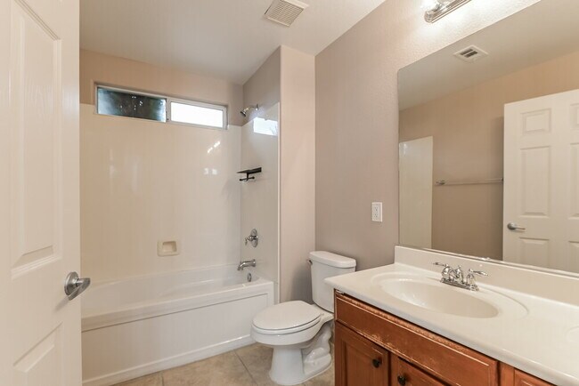 Building Photo - 9277 Lost Shanty Ct