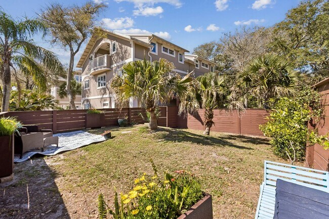 Building Photo - Steps to the Ocean! 3/3, 2198sq', Ocean View, Furnished