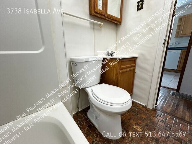 Building Photo - 3738 Isabella Ave