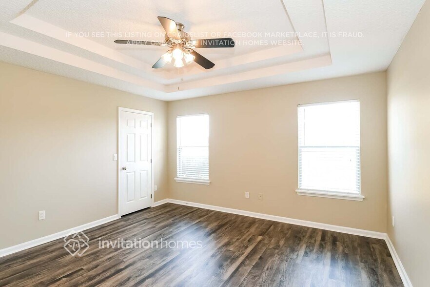 Building Photo - 6099 Green Pond Dr