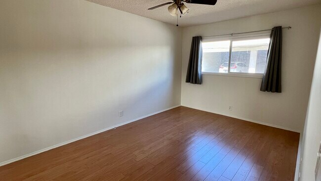 Building Photo - 4949 Coldwater Canyon Ave