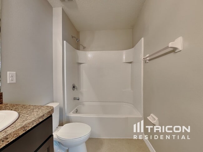 Building Photo - 10111 Mangrove Well Rd