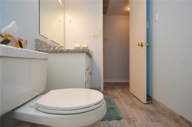 Building Photo - 3873 Pompano Dr SE