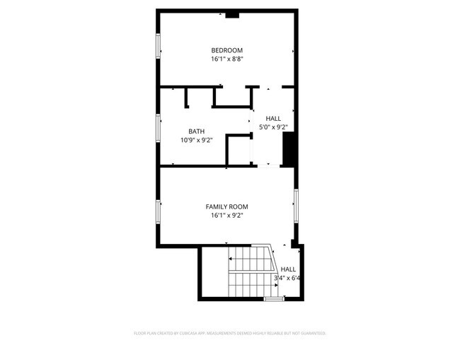 Building Photo - Renovated 2 Bedroom Carriage house off Lafayette Square