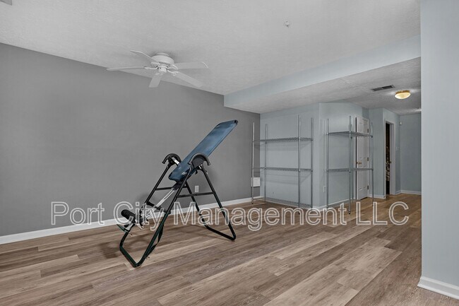 Building Photo - 9219 Christ Ct