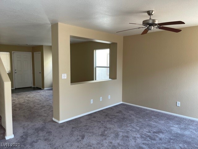 Building Photo - 6028 Sierra Lakes St