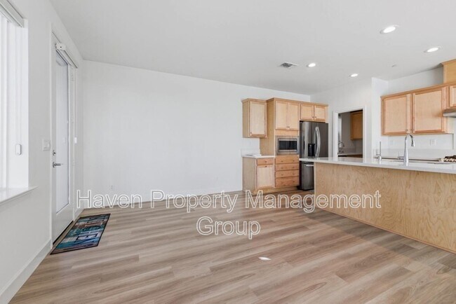 Building Photo - 3003 Neil Jerome Dr