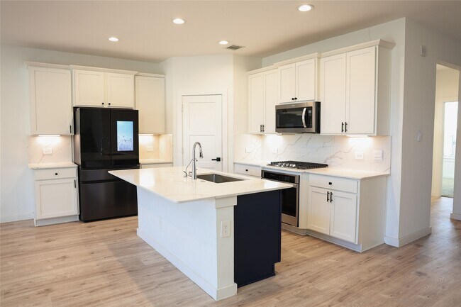 Building Photo - 22502 Petrizzi Ln