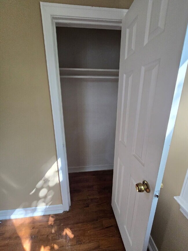 Building Photo - 336 Crosby Cir