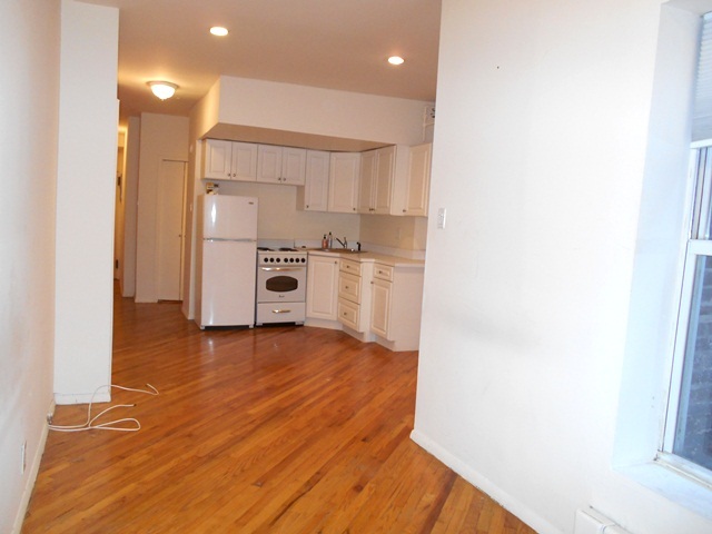 Interior Photo - 234-236 Thompson Street