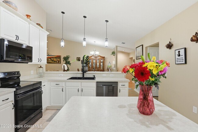 Building Photo - 700 Trotter Ln