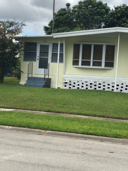 Building Photo - 110 Kon Tiki Ter