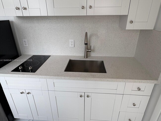 Building Photo - 3368 NW 51st Terrace