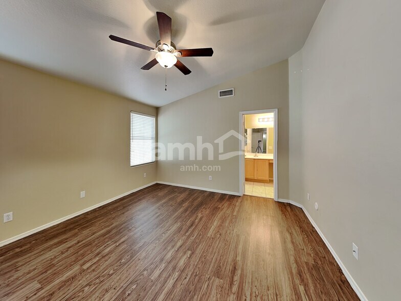 Building Photo - 8649 E Nido Ave