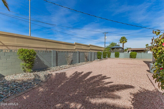 Building Photo - 6742 N 19th St