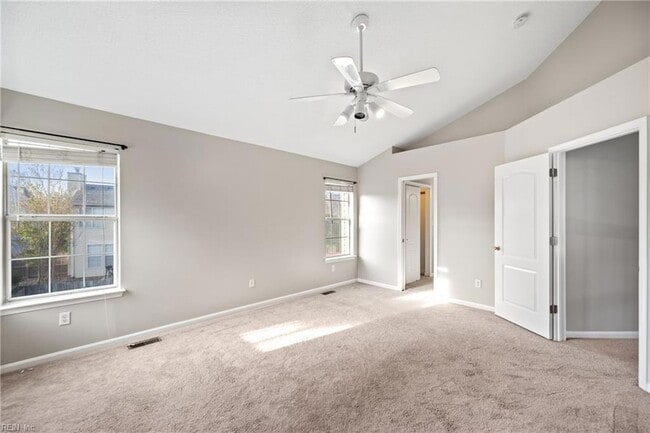 Building Photo - 506 Whisper Walk