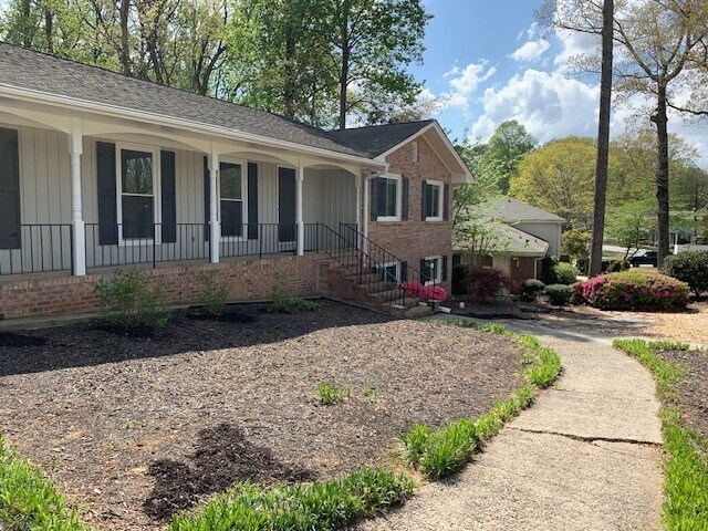 Building Photo - 4981 Hidden Branches Dr