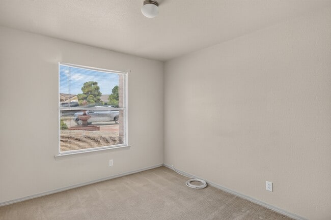 Building Photo - 608 Cactus Creek Pl