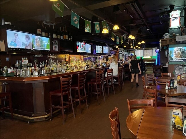 Building Photo - 555 NE 15th St