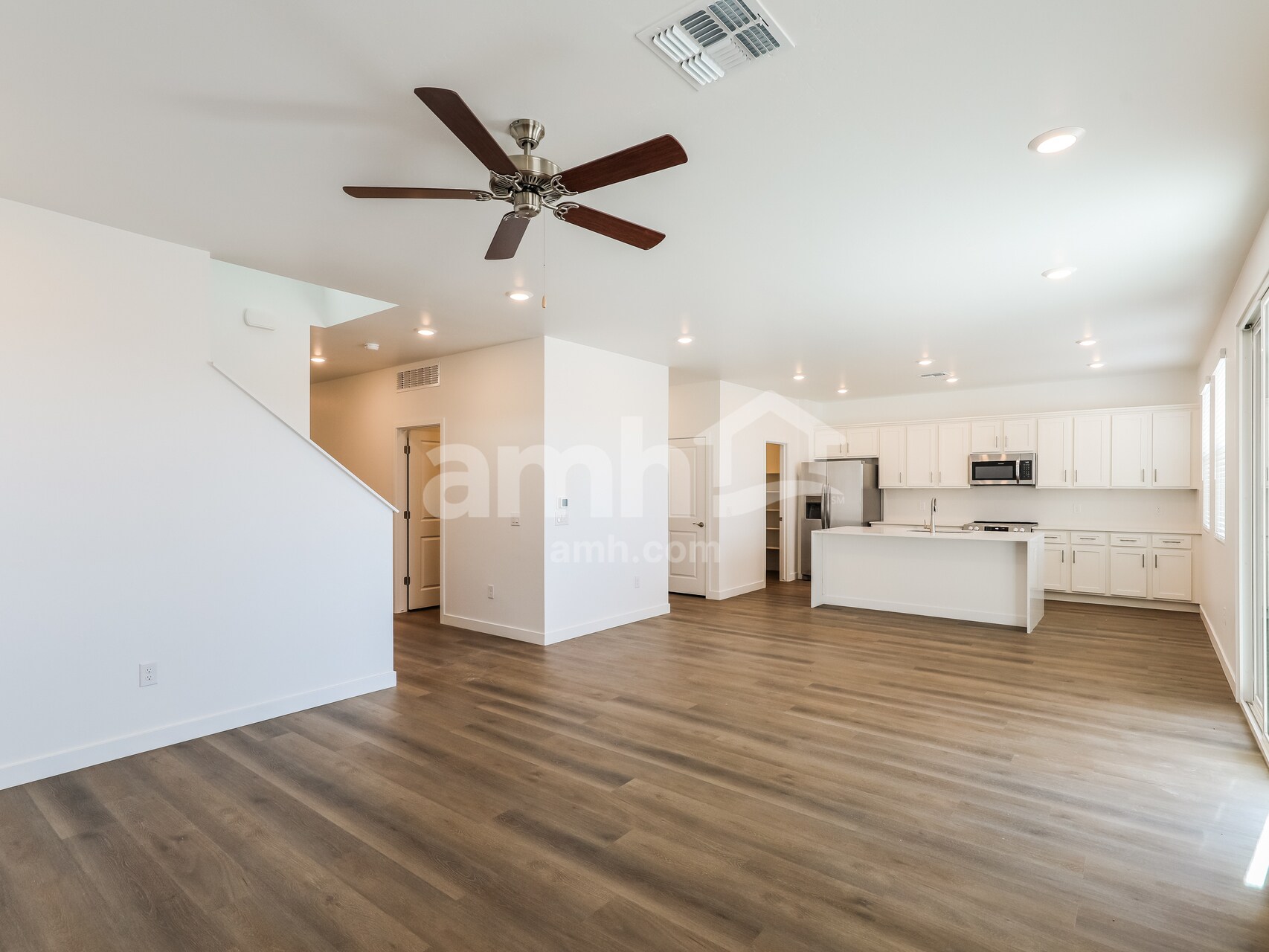 Building Photo - 7433 S Keller Ln