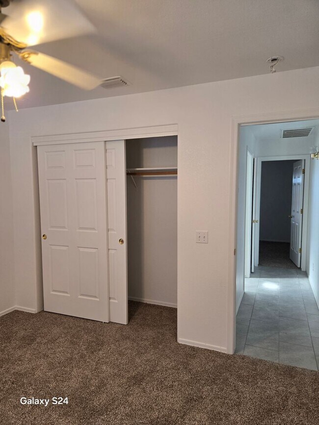 Building Photo - Newly Reduced Rent 3 Bedroom, 2 Bath, 2 Car Garage