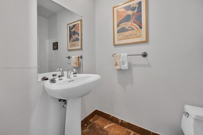 Building Photo - 888 Brickell Key Dr