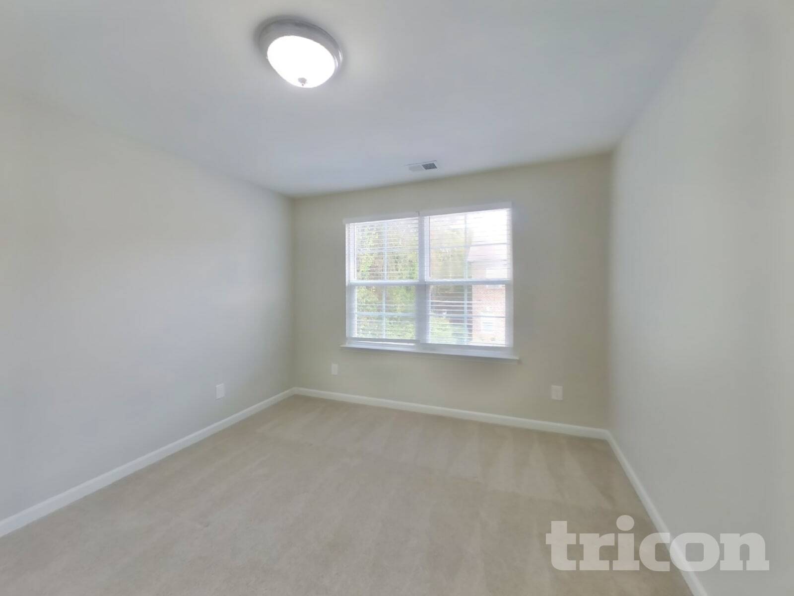 Building Photo - 311 Woodfern Ct