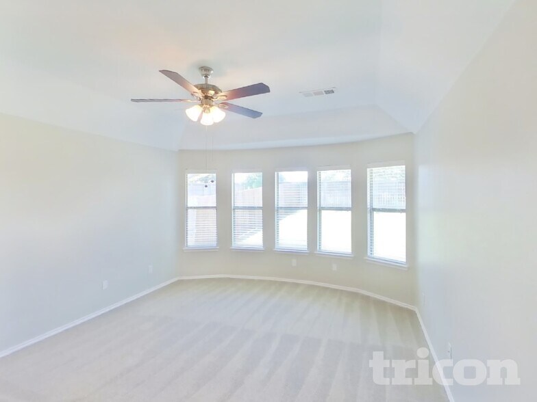 Building Photo - 12116 Longstone Drive Burleson TX