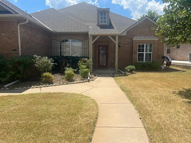 Primary Photo - 4304 NW 164th Terrace