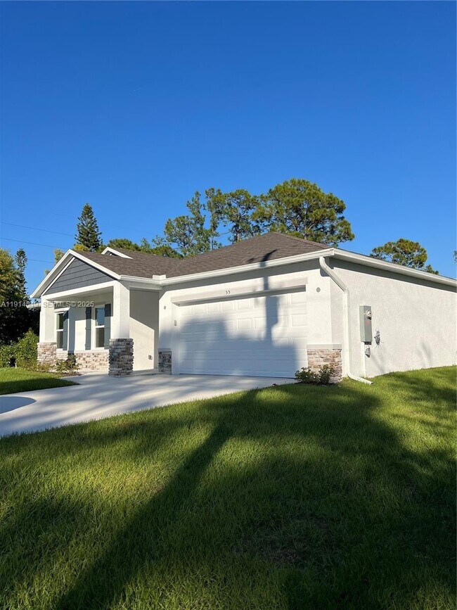 Building Photo - 55 Douglas Ave S