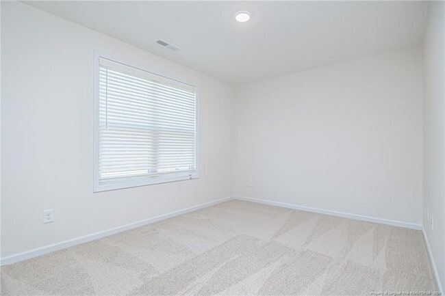 Building Photo - 5864 Panther Dr