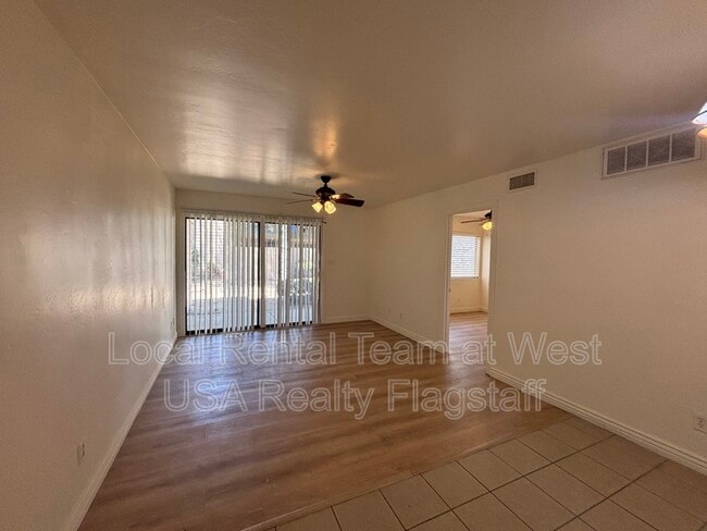 Building Photo - 3200 S Litzler Dr