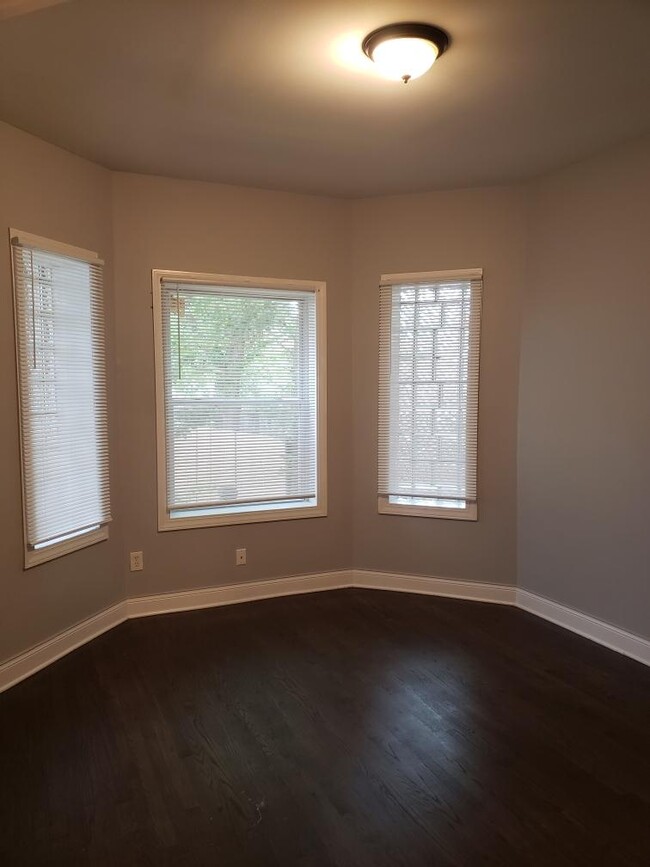 Master Bedroom - 6230 S Indiana Ave