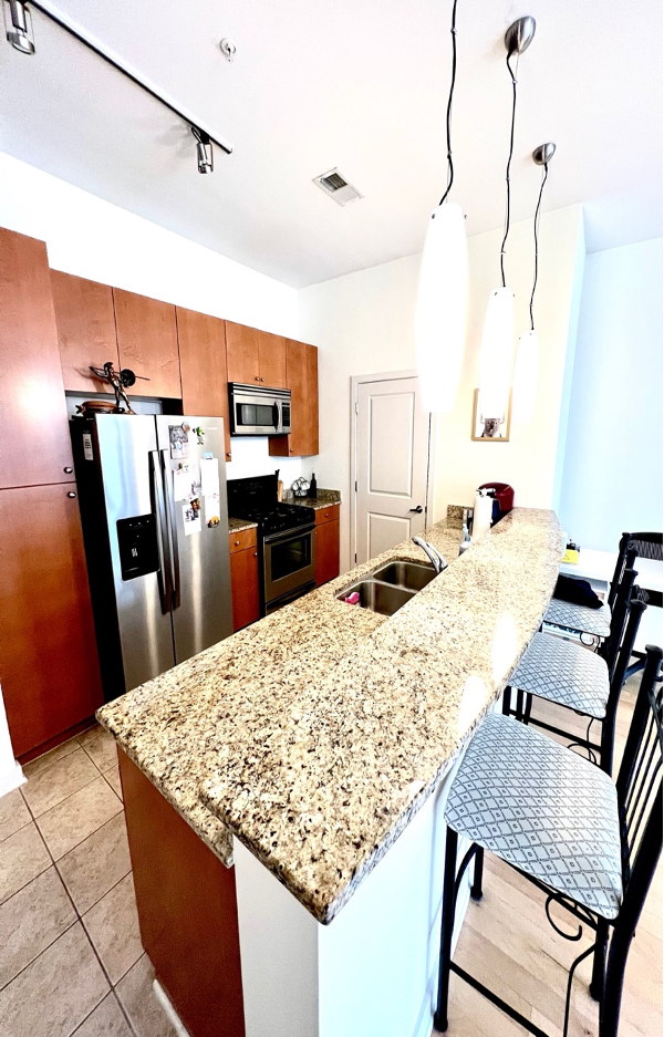 Kitchen Granite top counters - 1209 N Charles St