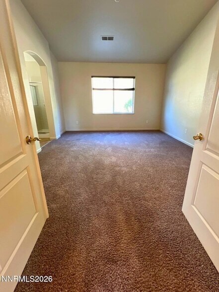Building Photo - 7169 Beacon Dr