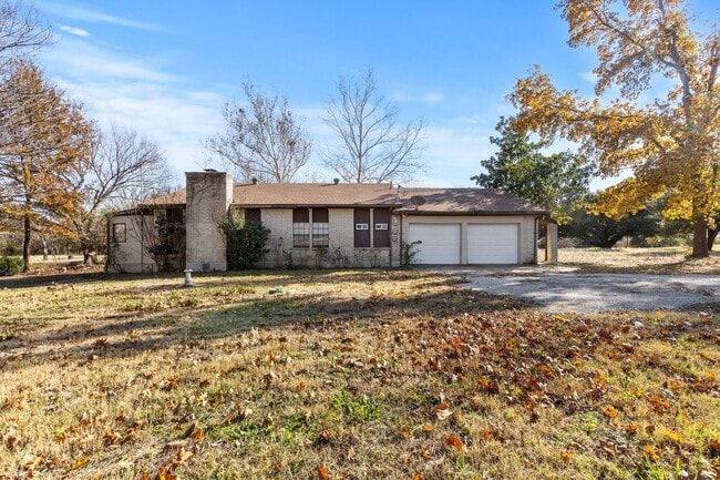 Building Photo - Blissful in Burleson ISD