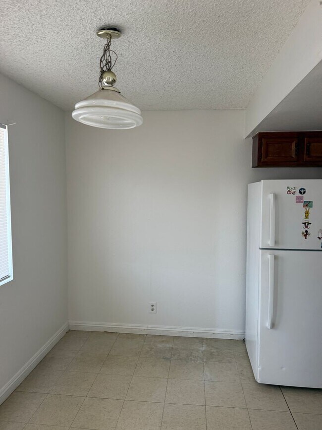 Building Photo - 3213 Figler Ct