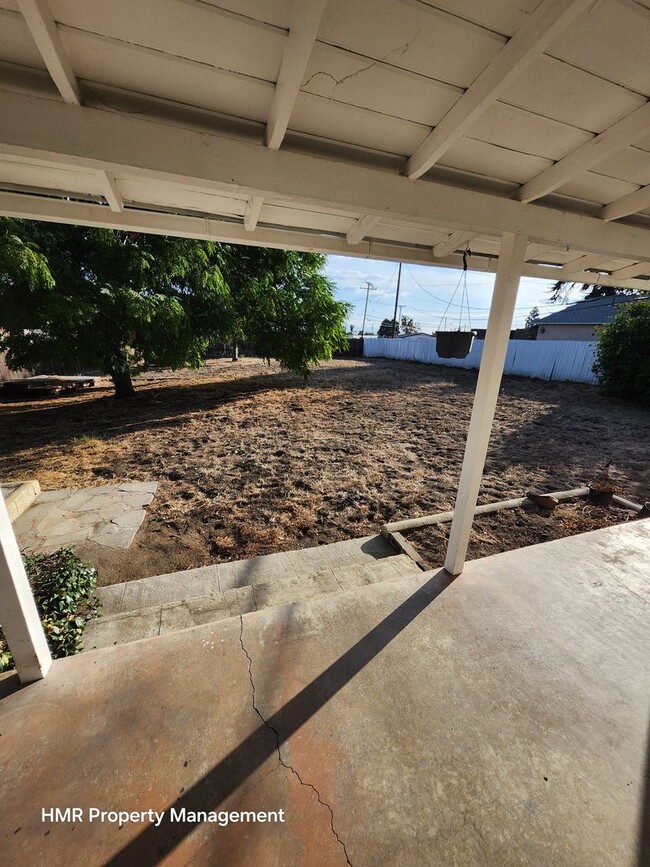 Building Photo - Ranch Style  home In Rancho Cucamonga.