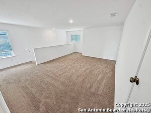 Building Photo - 863 Bluegrass Pt