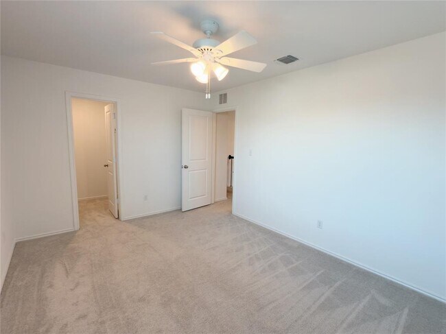 Building Photo - 128 Fiery Skipper Ln
