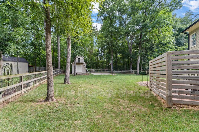 Building Photo - 1500 Candlewyck Ct