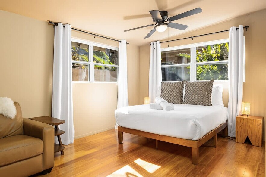 Building Photo - 5400 Carlsbad Blvd