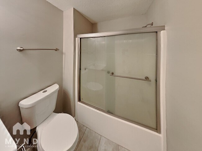 Building Photo - 115 Heritage Creek Way