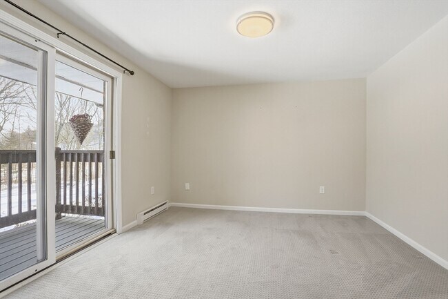 Building Photo - 39 Pleasant St