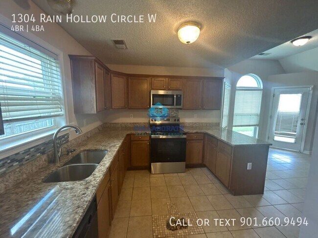 Building Photo - 1304 Rain Hollow Cir W