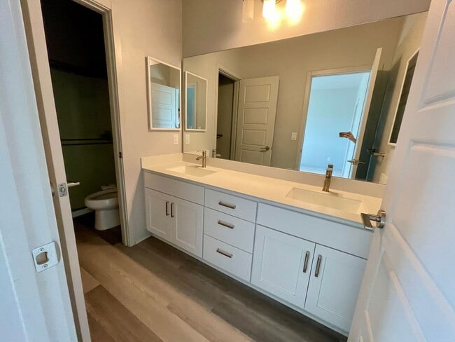 Building Photo - Home for Rent in Hoopili (Lehua) 4 BED/2.5 BATH + Garage!