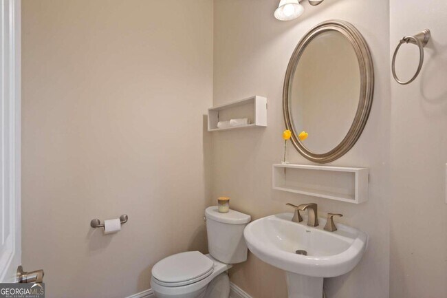 Building Photo - 1316 Egan Way