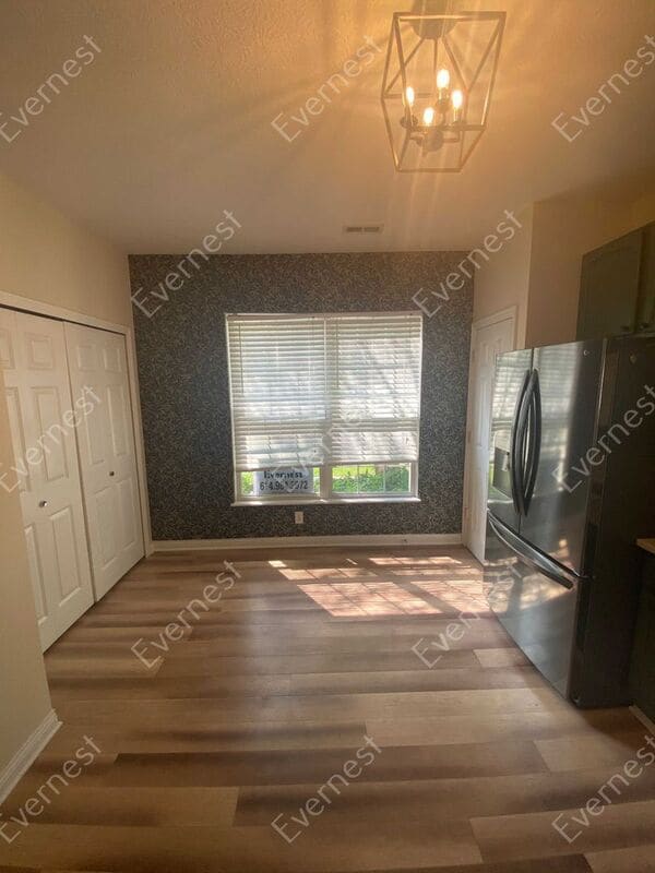 Building Photo - 6168 Ashtead Dr